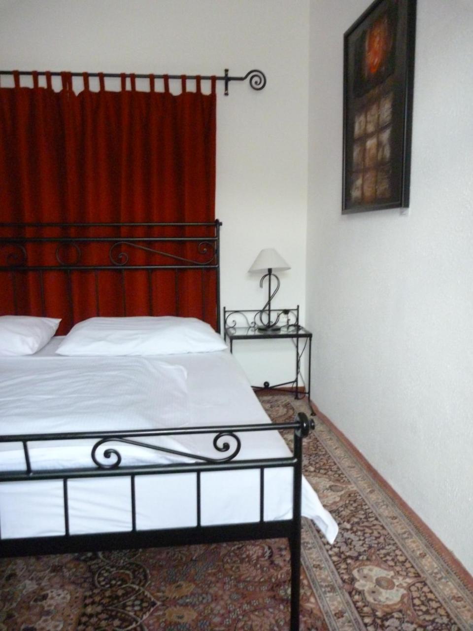 Antik Hotel Sofia Litomysl Bagian luar foto