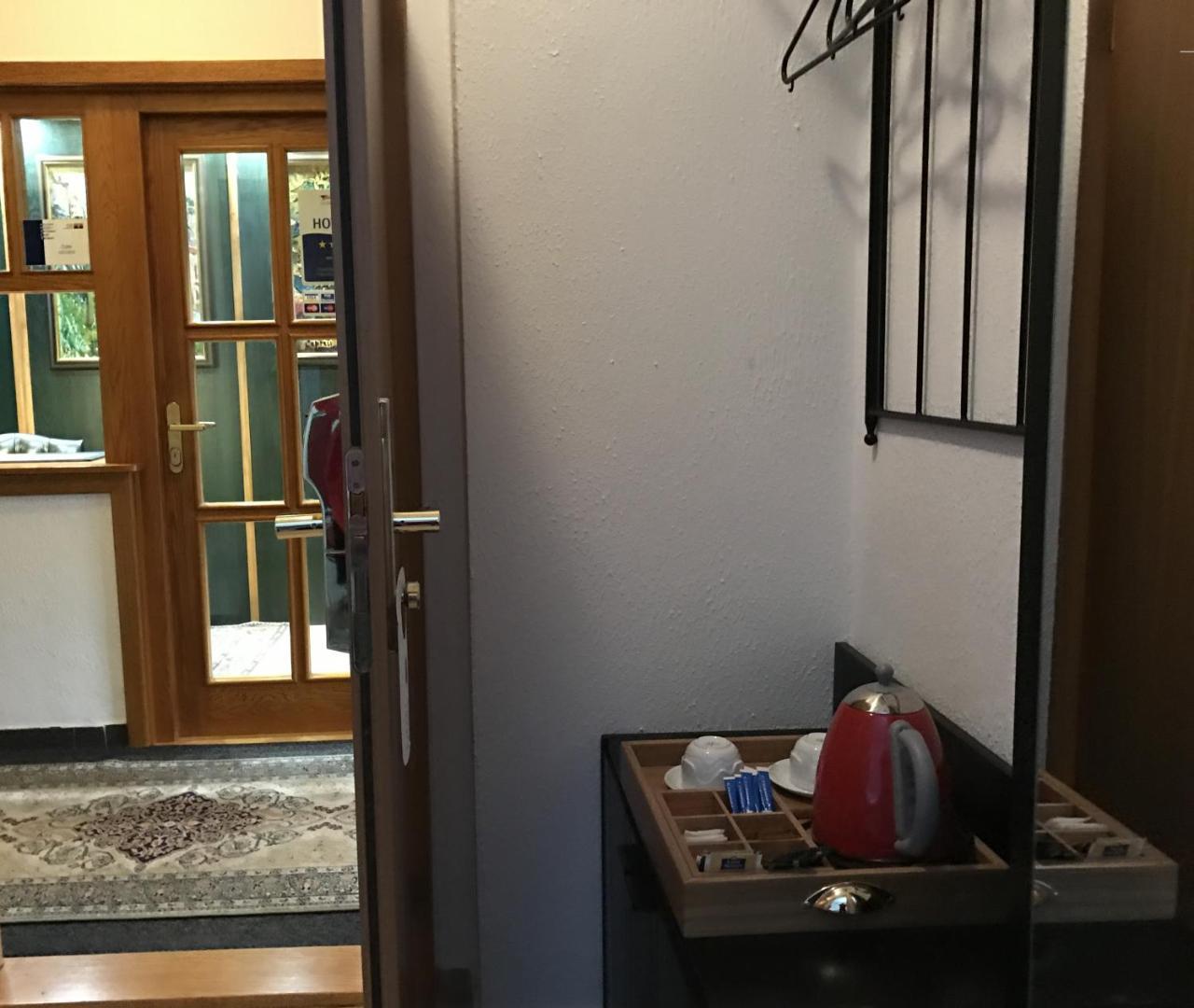 Antik Hotel Sofia Litomysl Bagian luar foto