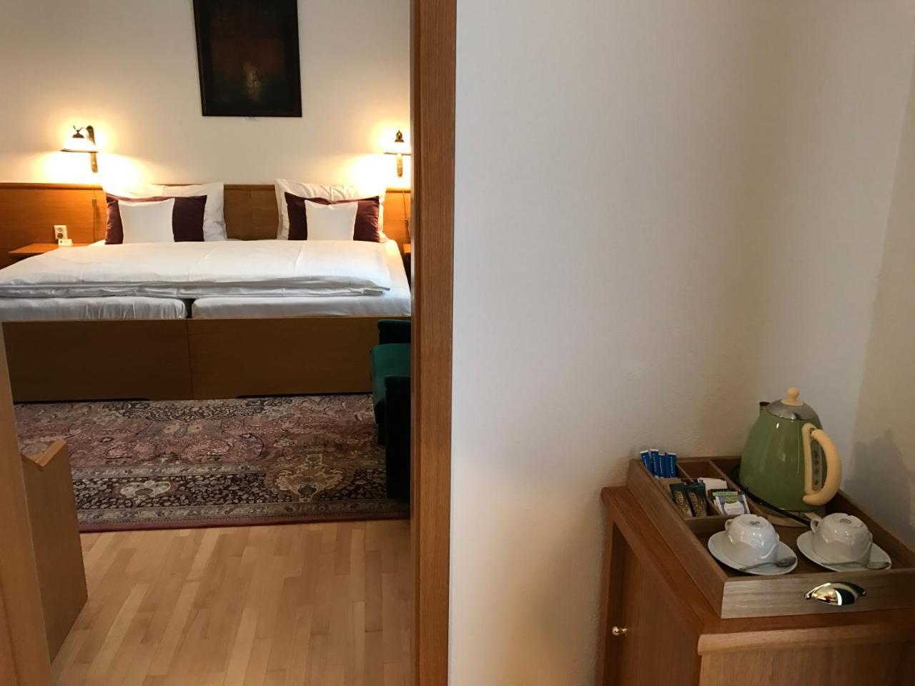 Antik Hotel Sofia Litomysl Bagian luar foto