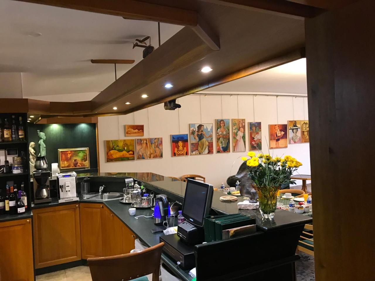 Antik Hotel Sofia Litomysl Bagian luar foto