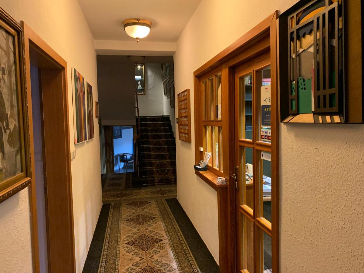 Antik Hotel Sofia Litomysl Bagian luar foto