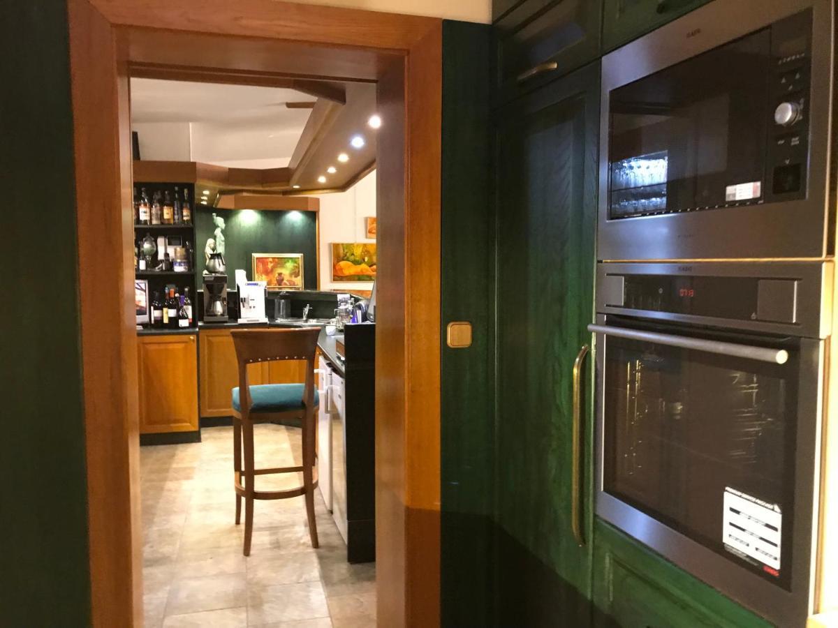 Antik Hotel Sofia Litomysl Bagian luar foto